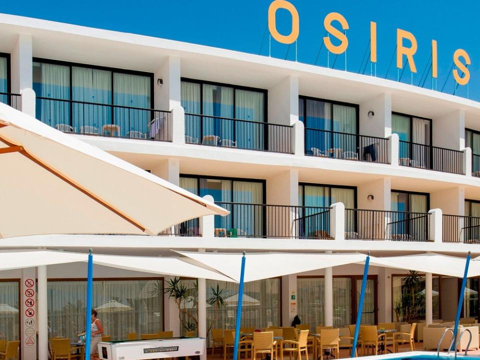 Auch das Drei-Sterne-Hotel „Osiris“ auf Ibiza schafft es unter die Umfragesieger (Bild: Hotel Osiris)