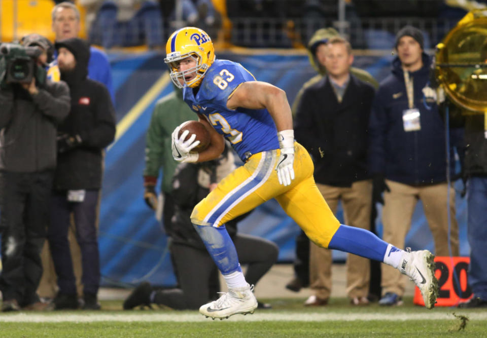 Nov 19, 2016; Pittsburgh, PA, USA; Pittsburgh Panthers tight end Scott Orndoff (83) runs to score on a forty-eight yard pass against the Duke Blue Devils during the fourth quarter at Heinz Field. PITT won 56-14. Mandatory Credit: Charles LeClaire-USA TODAY Sports