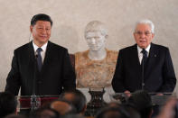 Italian President Sergio Mattarella and Chinese President Xi Jinping address a forum of businessmen, at the Quirinal Palace, in Rome, Italy, March 22, 2019. Tiziana Fabi/Pool via REUTERS