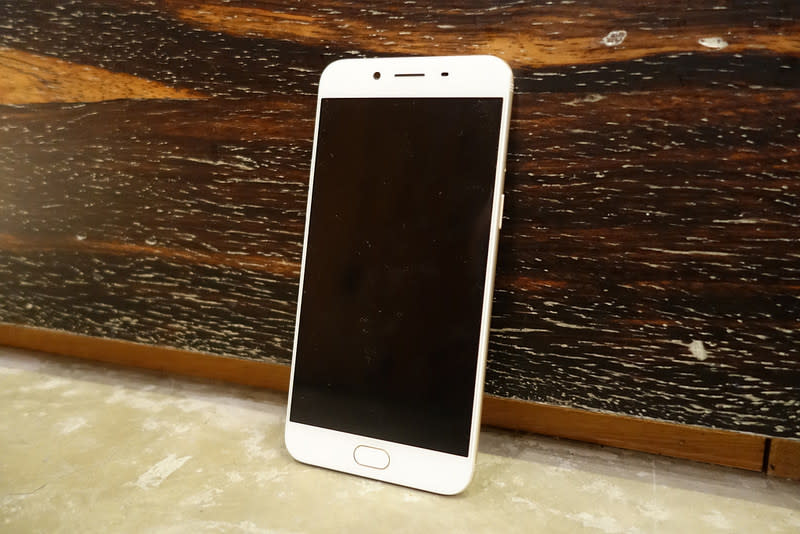 低光源拍照也清晰 OPPO R9s 開箱