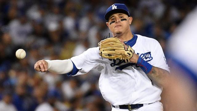 Manny Machado signs $300 million deal with San Diego Padres
