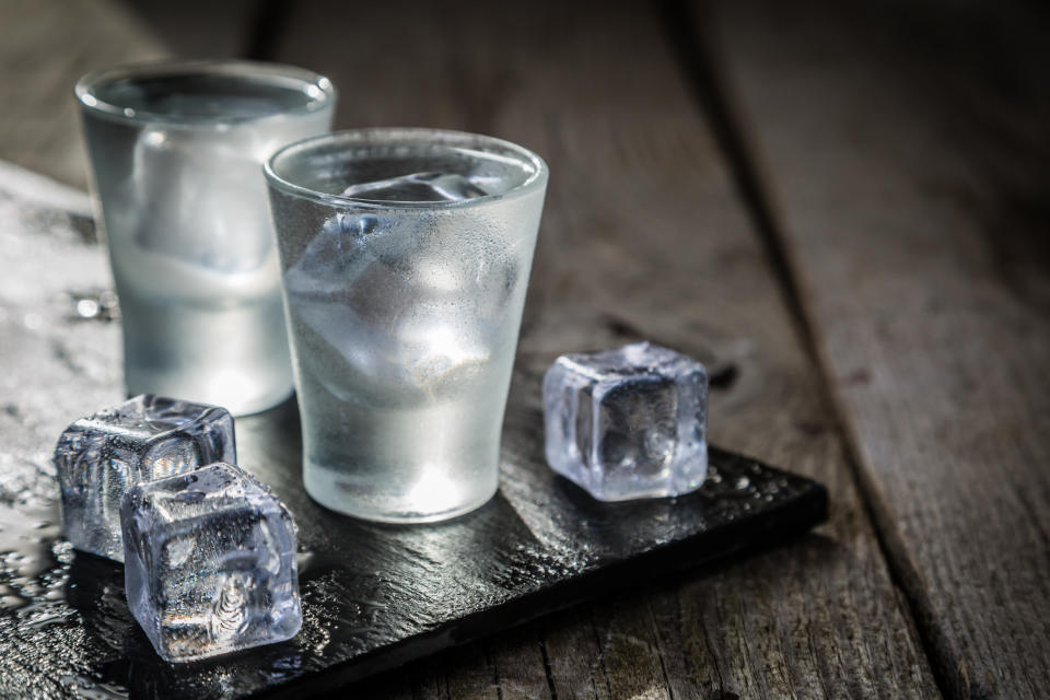 Bei dem Genuss von Premium-Wodka liegt die perfekte Temperatur bei 0 bis 4 Grad. (Bild: Getty Images)