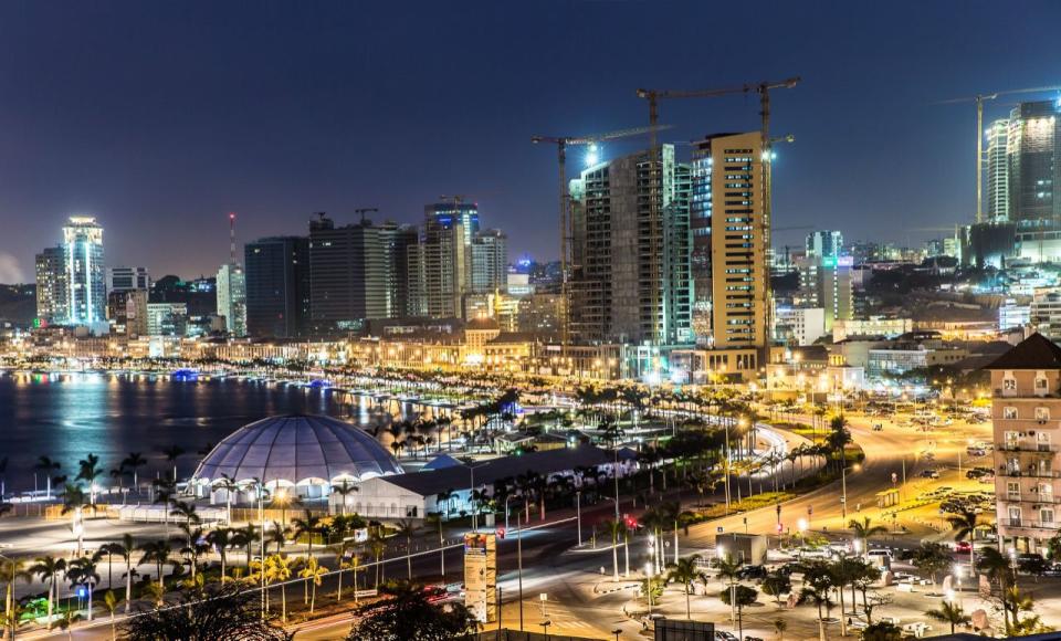 Luanda, die Hauptstadt von Angola, wurde zur teuersten Stadt für ausländische Arbeitskräfte ernannt und verdrängte Hongkong damit auf Rang zwei.