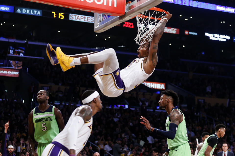 Los Angeles Lakers' Dwight Howard (39) dunks against Minnesota Timberwolves during the first half of an NBA basketball game, Sunday, Dec. 8, 2019, in Los Angeles. (AP Photo/Ringo H.W. Chiu)