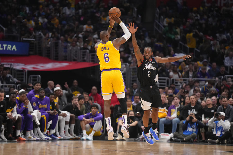 洛杉磯湖人LeBron James對上洛杉磯快艇Kawhi Leonard。（Kirby Lee-USA TODAY Sports）