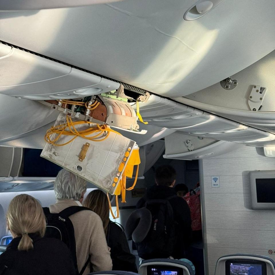 Damage to the Air Europa aircraft involved in the July 2 incident