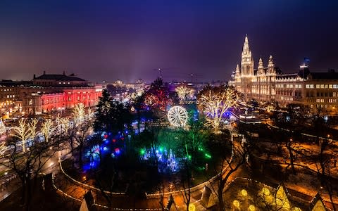 Christkindlmarkt am Rathausplatz, Vienna