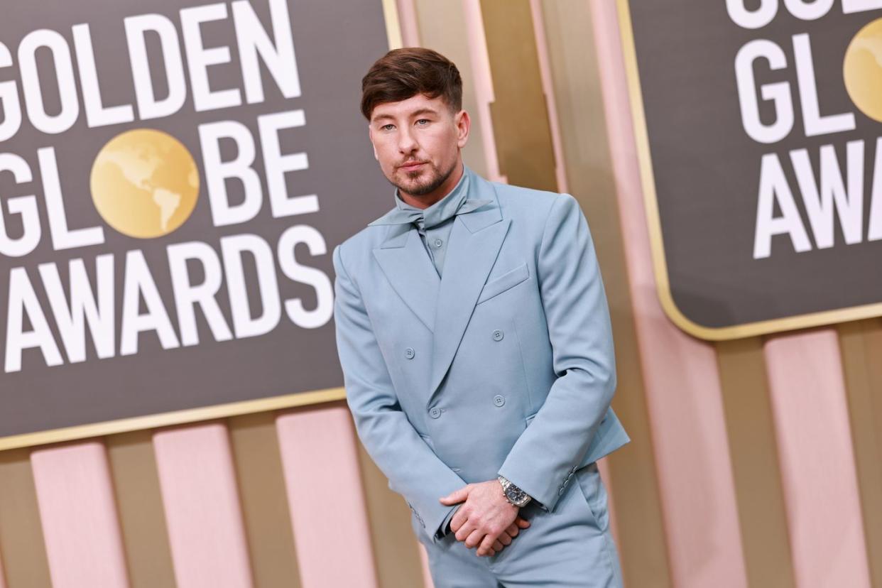 barry keoghan attends the 2023 golden globes