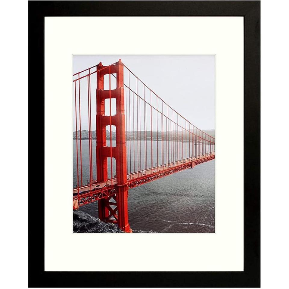 1) Frametory 11x14-Inch Black Picture Frame