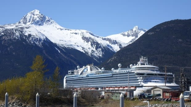 A file photo of a cruise ship in Skagway, Alaska. The first ship of the season arrived Friday.  (Claudiane Samson/Radio-Canada - image credit)