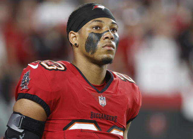 Bucs free agent CB Sean Murphy-Bunting signs with Titans