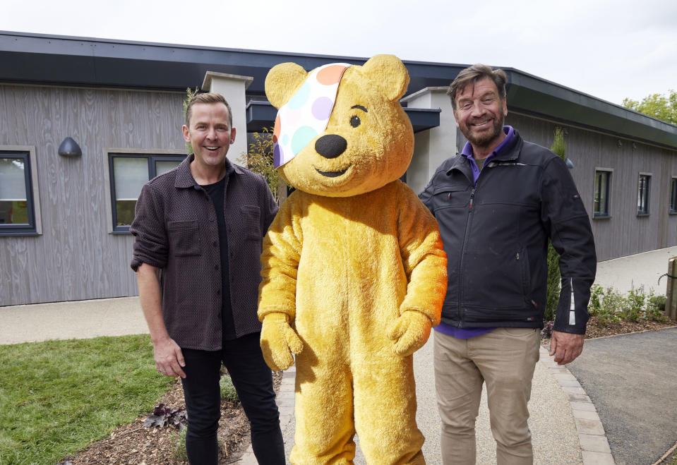 diy sos Nick Knowles Scott Mills Pudsey