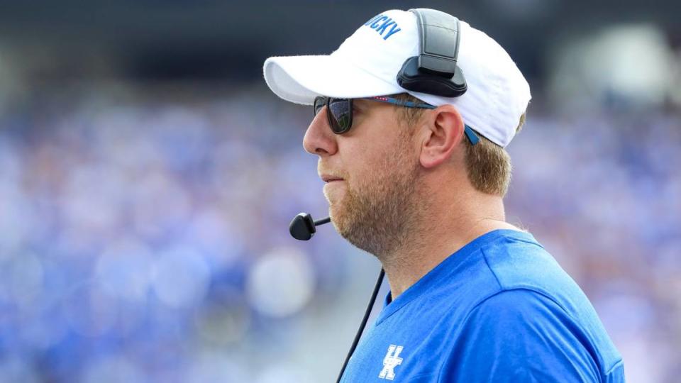 Through three games in 2023, Liam Coen’s Kentucky offense is averaging 13 fewer plays from scrimmage than did the 2021 UK attack that Coen also coordinated. Brian Simms/bsimms@herald-leader.com