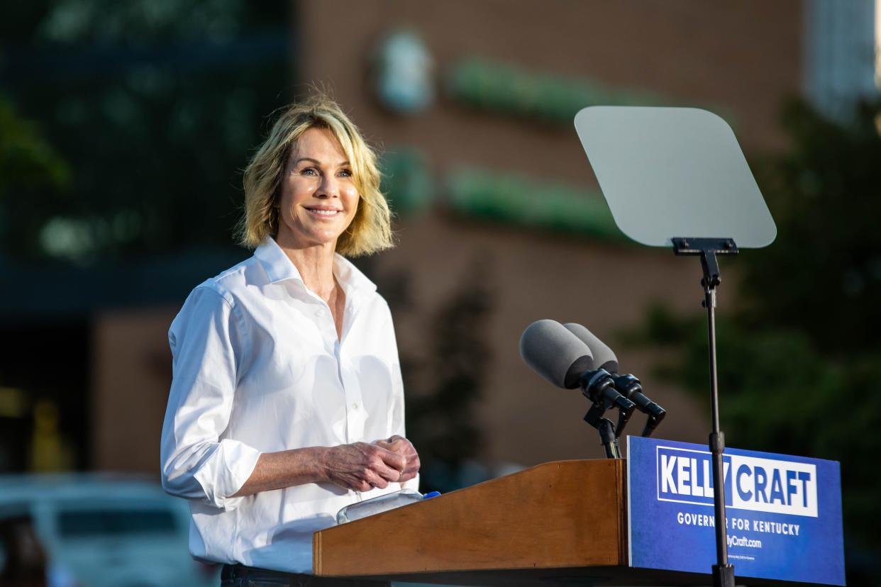 Kelly Craft, former U.S Ambassador to the United Nations announces her candidacy for Kentucky governor Tuesday, September 13, 2022, at the Barren County Courthouse in Glasgow, KY. (Photo by Jonathan D. Williams | www.PoliticalShoots.com)