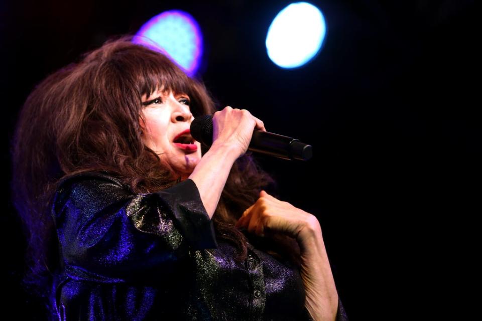 Ronnie Spector performs onstage at the Anaheim Convention Centre in 2017 (Getty/NAMM)