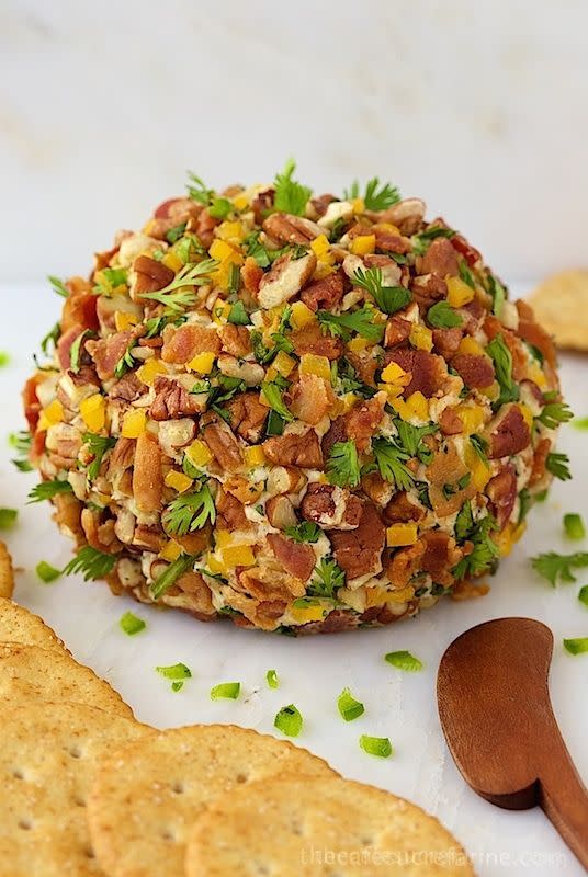 Bacon Jalapeño Cheese Ball