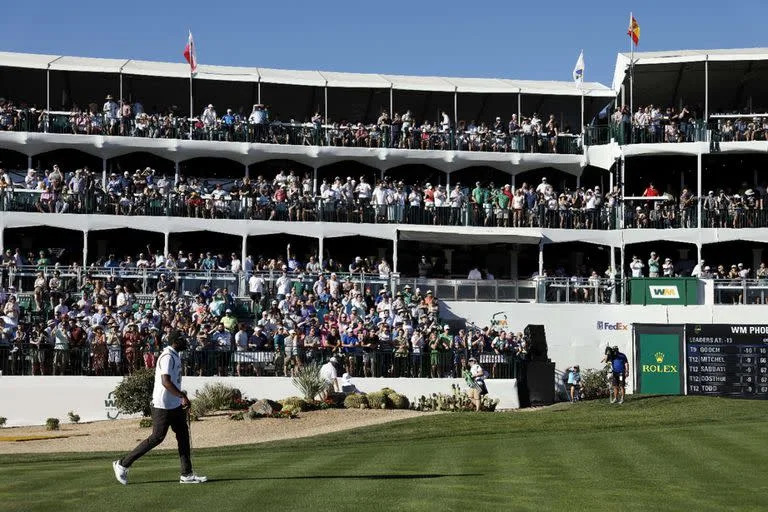 El hoyo 16 puede albergar hasta 20.000 personas (TPC Scottsdale/)