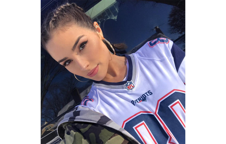 <p>Model und Schauspielerin Olivia Culpo unterstützte ihren Liebsten Danny Amendola von der Tribüne aus. All seine Bemühungen den Patriots zum Sieg zu verhelfen, scheiterten aber. Zum Glück war seine Freundin nicht weit.<br>(Foto: Twitter/Olivia Culpo) </p>