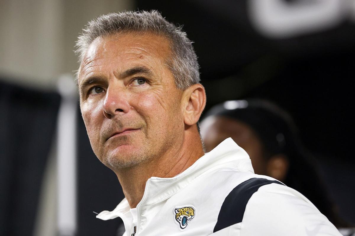 Married Jaguars Coach Urban Meyer Apologizes After Hes Filmed With Dancing Woman At Bar