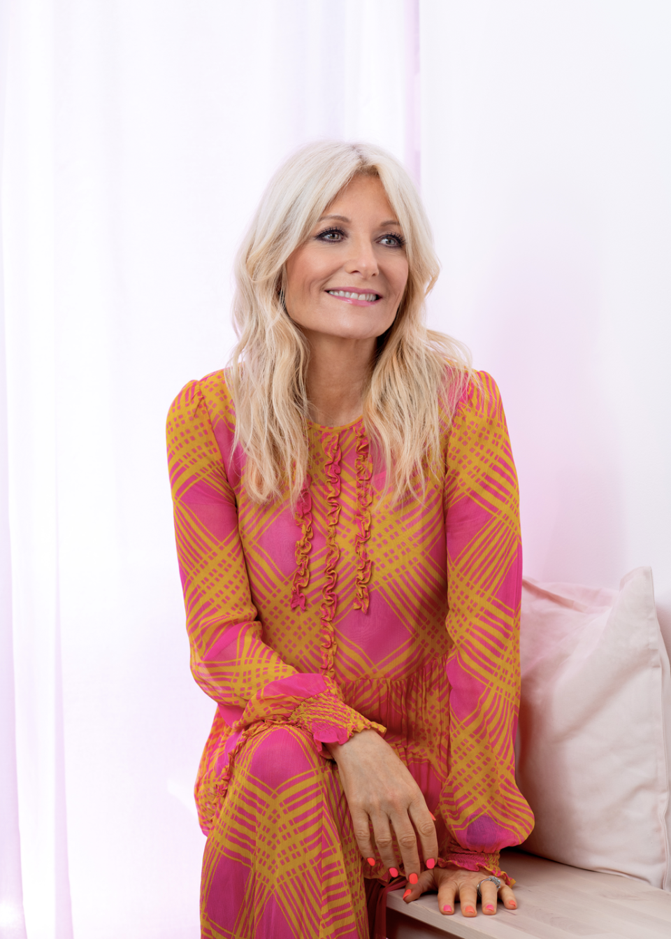 gaby roslin shopping in your wardrobe