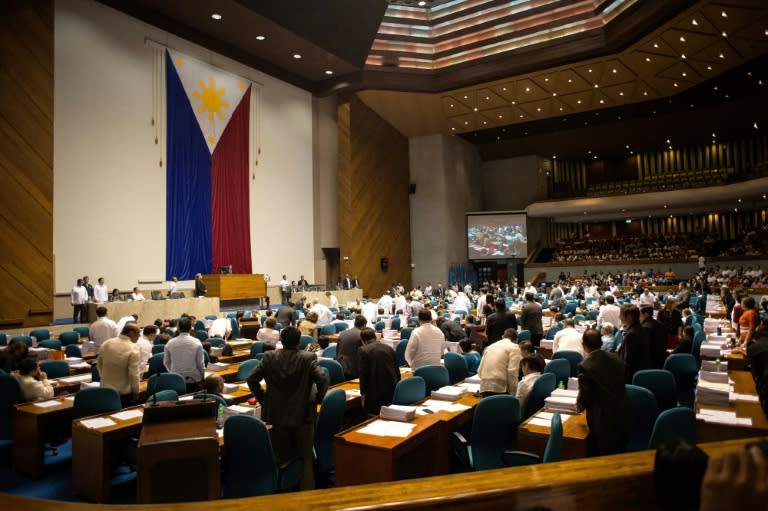 The lower house of the Philippine parliament votes on a bill reimposing the death penalty for narcotics trafficking, March 1, 2017