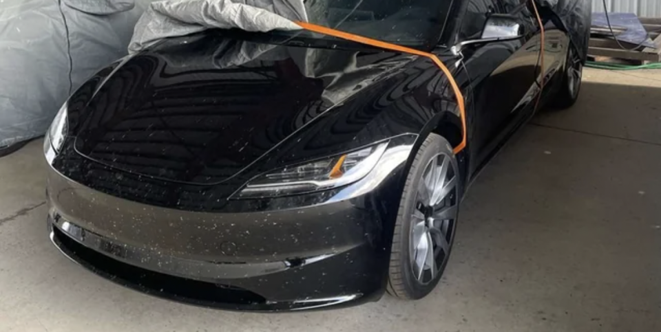 tesla model 3 facelift leak photo