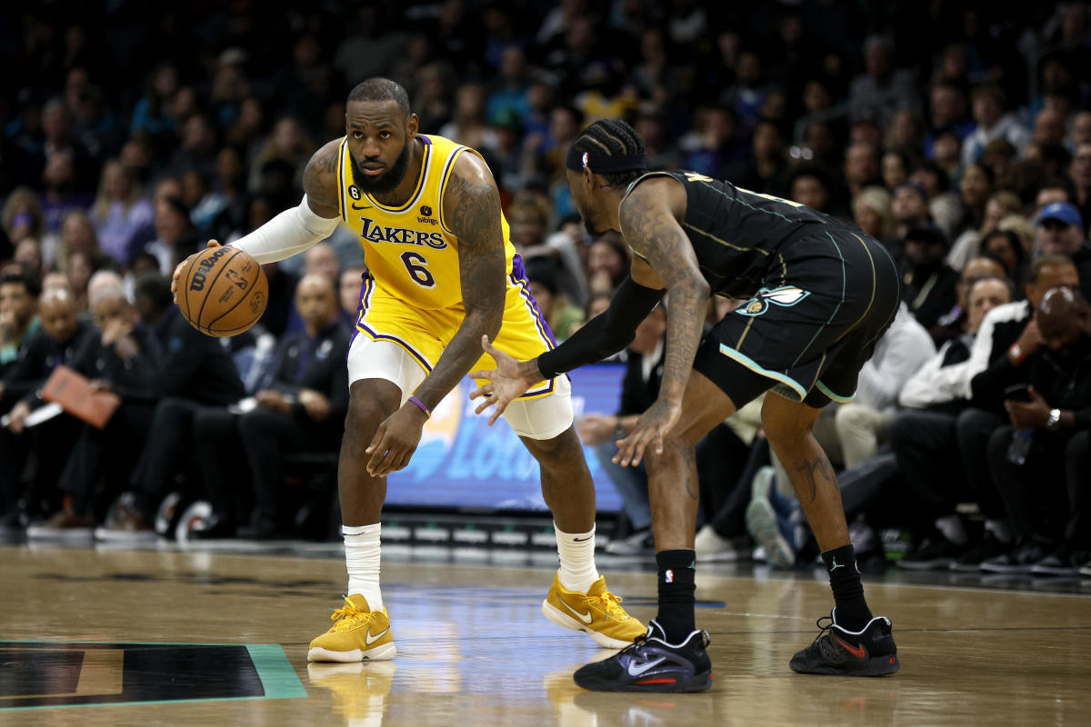 NBA Daily Lazy Bag” LeBron James scored 40 points in back-to-back games, Lakers beat Hornets, Klay Thompson scored 54 points, Warriors beat Eagles in second extension