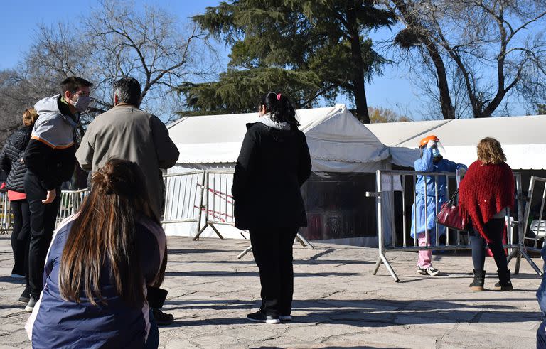 En Córdoba, por el brote de delta, se realizaron mega operativos en tres barrios