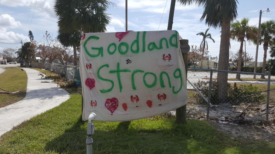 An encouraging makeshift sign in Goodland encourages those trying to recover from the storm. (Photo: David Lohr/HuffPost)