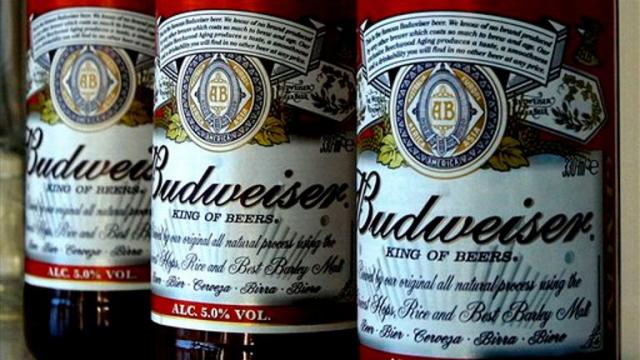 La empresa CCU quiere extender la licencia para la producción y comercialización de la marca Budweiser en el mercado argentino