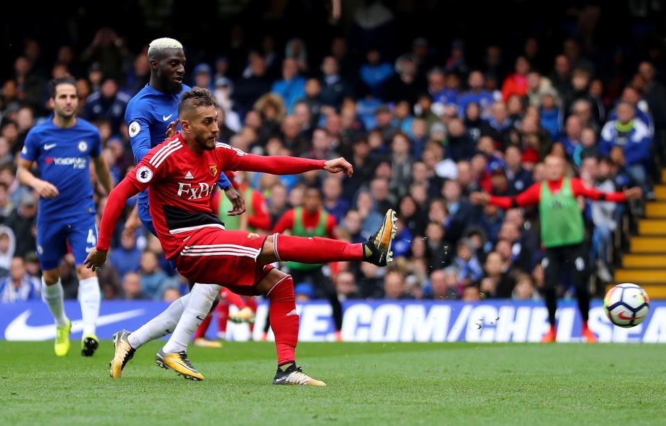 Roberto Pereyra fires Watford 2-1 ahead