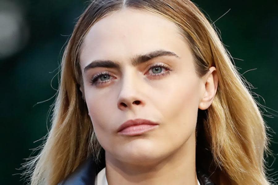 Cara Delevingne dice que a pesar de sus privilegios su vida no es fácil, y admite que tuvo problemas de salud mental