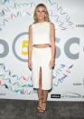 <p>La ex mujer de Chris Martin asistió a la UCLA Children’s Hospital gala celebrada en Los Ángeles y lo hizo con este sencillo y elegante total white.</p> 