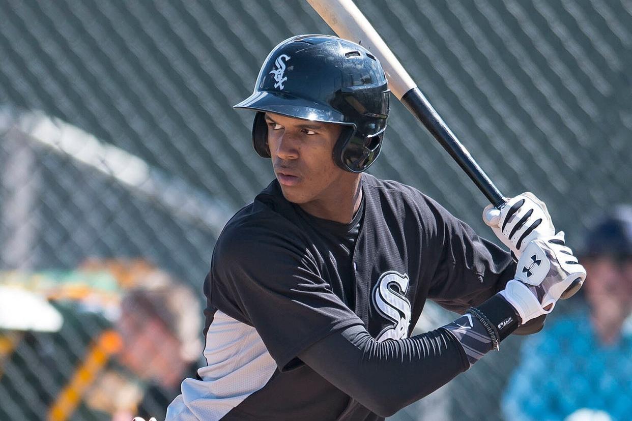 Chicago White Sox outfielder Anderson Comas (17) at bat during an Instructional League game against the Oakland Athletics at Lew Wolff Training Complex on October 5, 2018 in Mesa, Arizona.