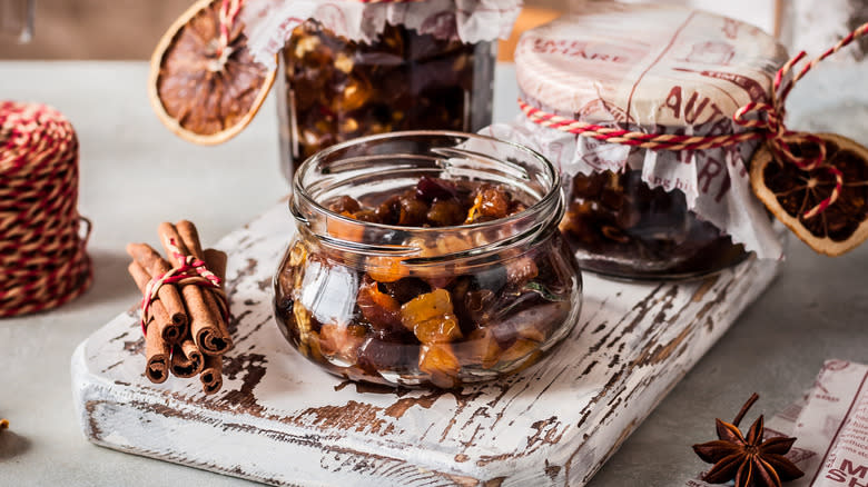 jar of mincemeat 