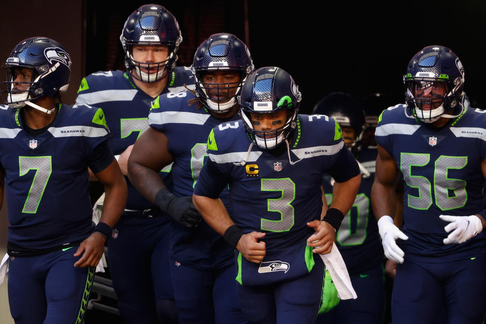 Quarterback Russell Wilson and the Seahawks are favored to beat the Rams. (Photo by Christian Petersen/Getty Images)