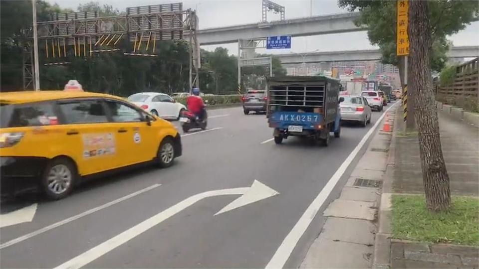 悚！水泥車「視線死角」輾斃騎車婦　立院三讀通過強制大車裝「防捲裝置」