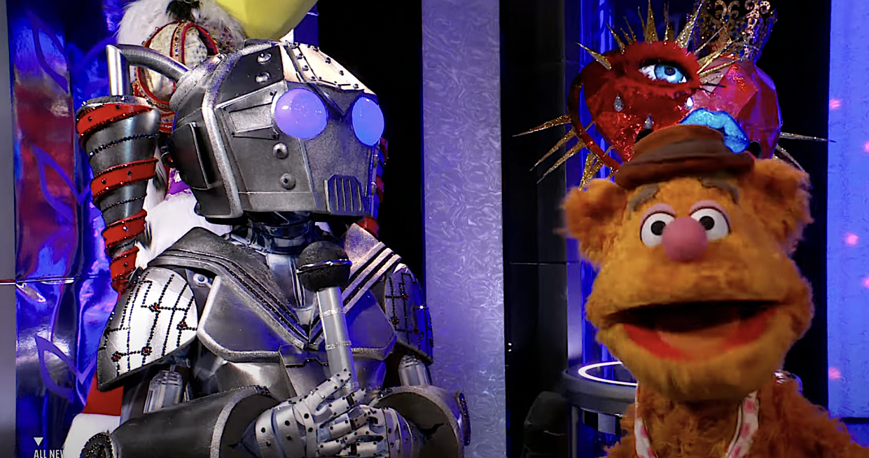 The Muppets guest-star on 'The Masked Singer Season 8. (Photos: Fox)