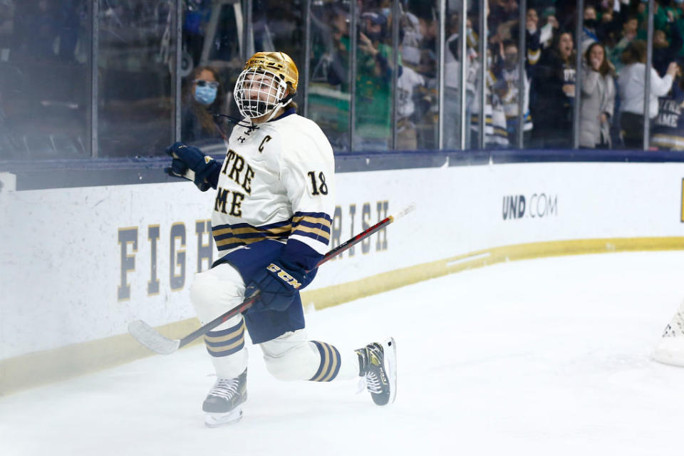 How to watch 2022 Notre Dame Hockey on Peacock: Schedule, live stream info, and more