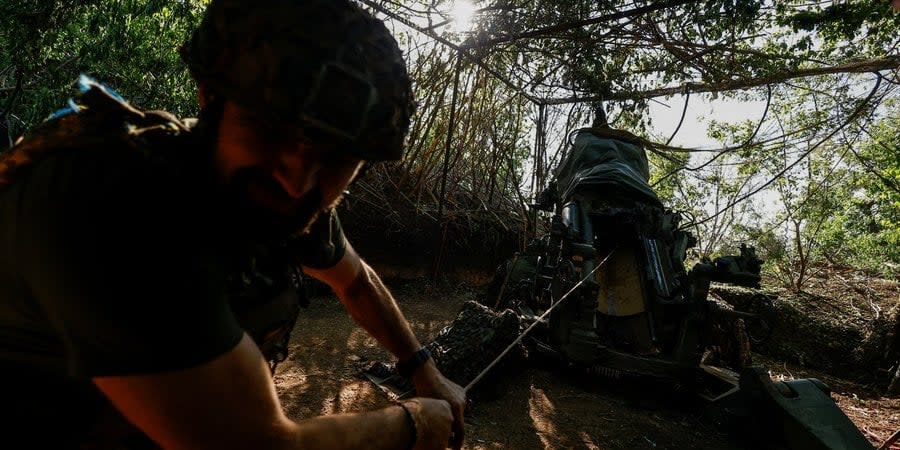 Ukrainian artilleryman at a position in Donetsk Oblast, archive photo, May 2024