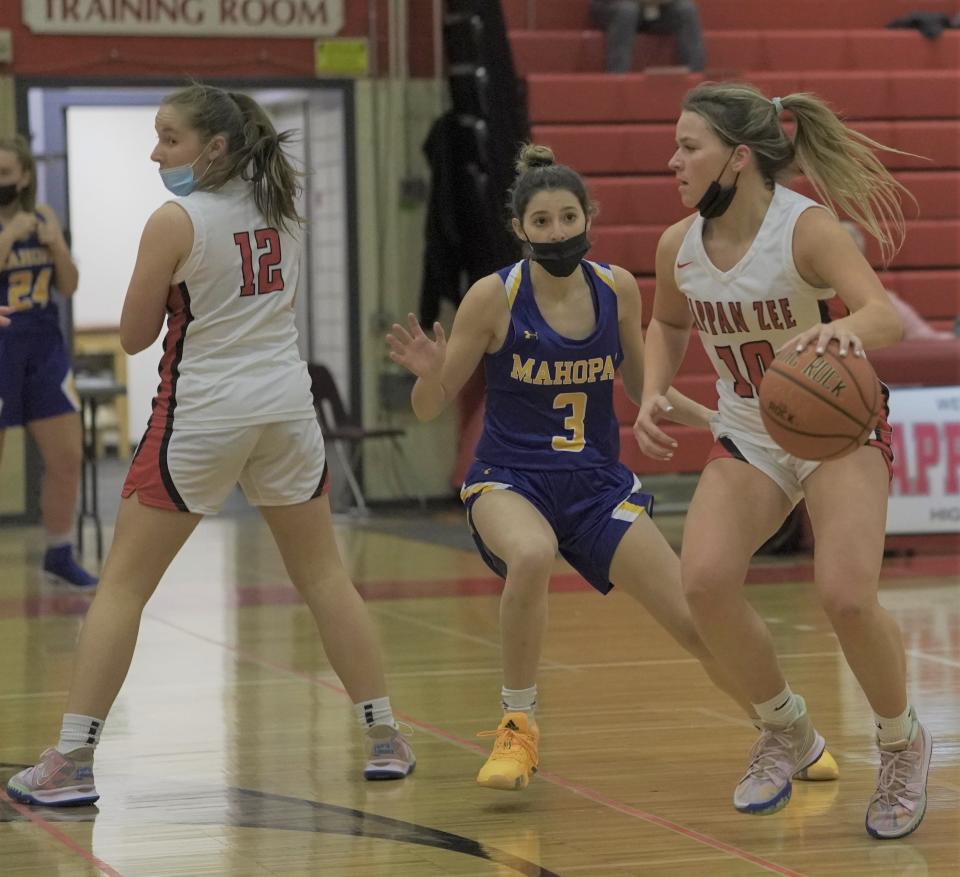 Dana Phelan opened the season with 20 points in a win over Mahopac, then scored 16 in an overtime victory at Byram Hills.
