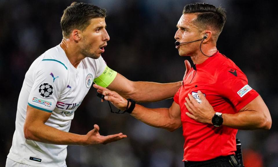 Rúben Dias appeals to referee Carlos del Cerro Grande during Manchester City’s 2-0 defeat at PSG