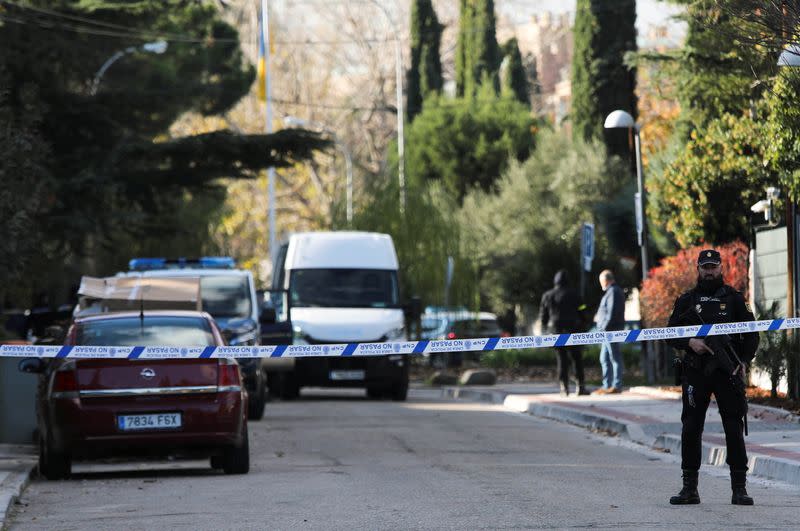 Bloody package arrives at the Ukrainian embassy, in Madrid