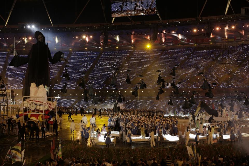 <p>The London Opening Ceremony highlighted the UK's cultural achievements with a Lord Voldemort puppet to celebrate "Harry Potter" and performers dressed as Mary Poppins. (Getty) </p>