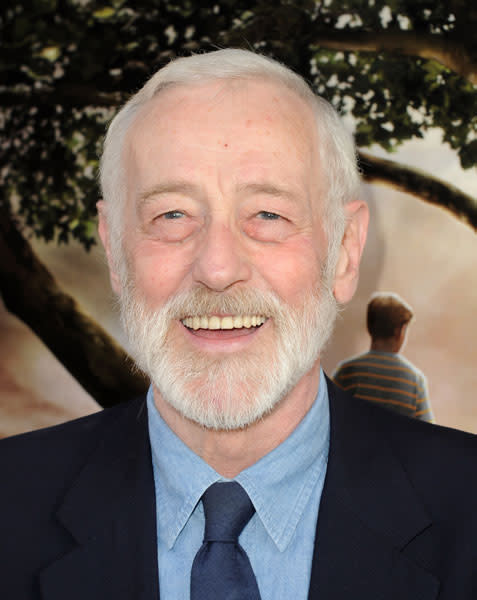 John-Mahoney-at-press-event-