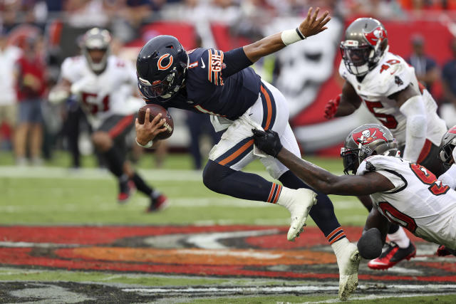 Bucs defense shines in 38-3 blowout against Bears