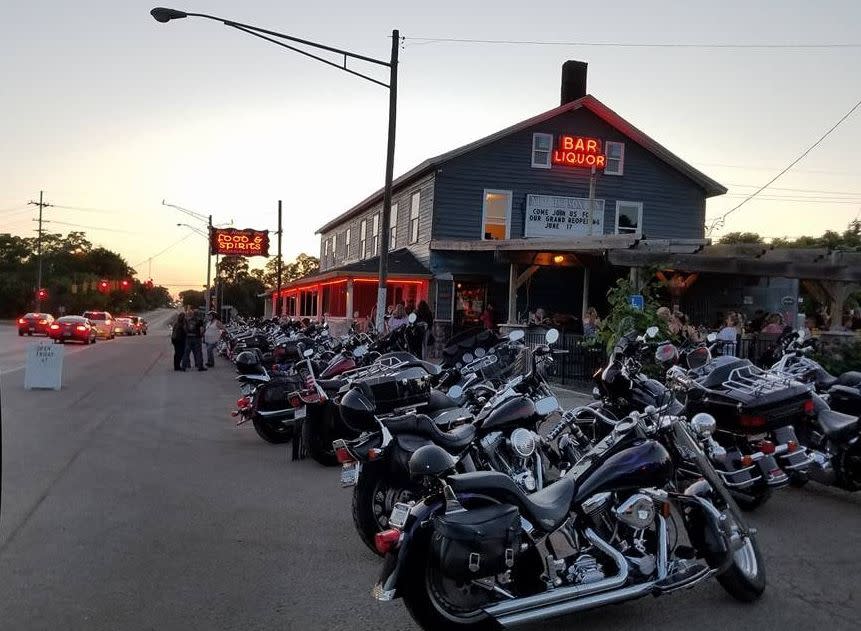 New Hudson Inn in New Hudson, Michigan, is said to have been part of the Underground Railroad.