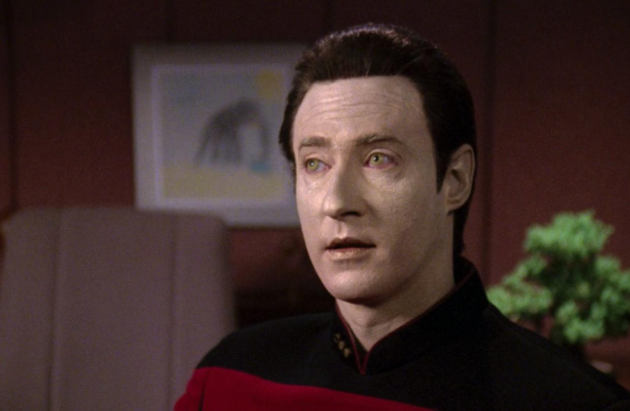 <span class="caption">What do you owe a faithful android like Data?</span> <span class="attribution"><a class="link " href="http://tng.trekcore.com/hd/thumbnails.php?album=145&page=7" rel="nofollow noopener" target="_blank" data-ylk="slk:CBS;elm:context_link;itc:0;sec:content-canvas">CBS</a></span>