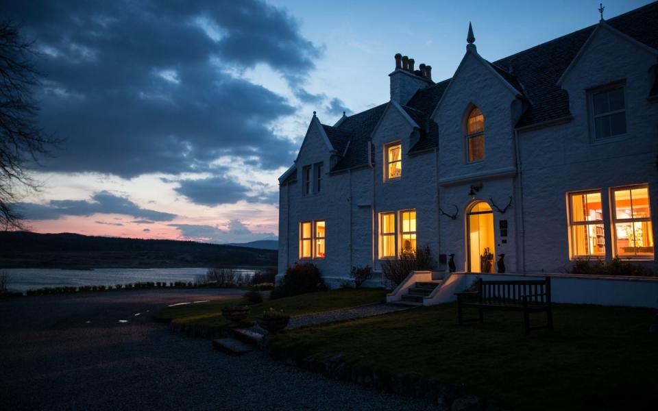  (Kinloch Lodge)