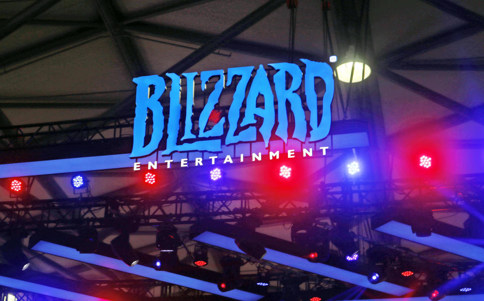 SHANGHAI, KINA - 2. ÁGÚST 2019 - (SKRÁ) Bás Blizzard Entertainment á Chinajoy Expo í Shanghai, Kína, 2. ágúst 2019. Þann 17. nóvember 2022 tilkynnti Activision Blizzard Entertainment að núverandi leyfissamningur við NetEase muni ekki verði endurnýjað þegar það rennur út 23. janúar 2023 og að það muni stöðva flestar Blizzard leikjaþjónustu sína á meginlandi Kína. (Myndinnihald ætti að lesa CFOTO / Future Publishing í gegnum Getty Images)